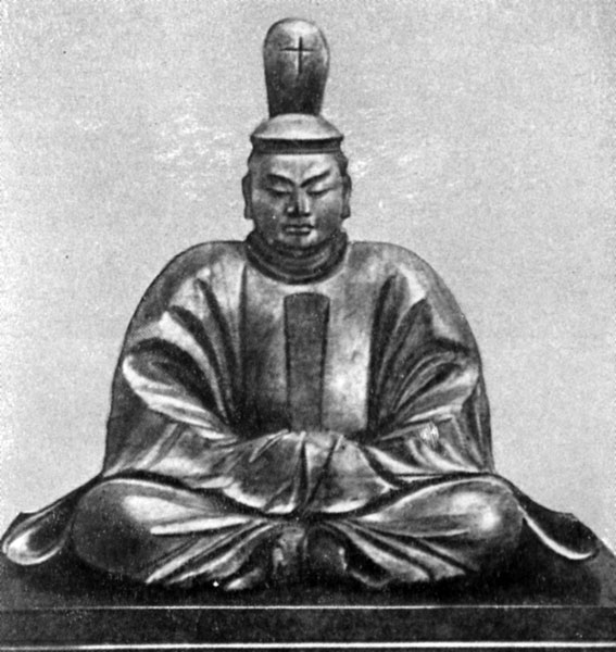 118. Статуя синтоистского бога Хатимана. Раскрашенное дерево. XIV в. Святилище Сэкикэцу Хатимапгу в Киманэ