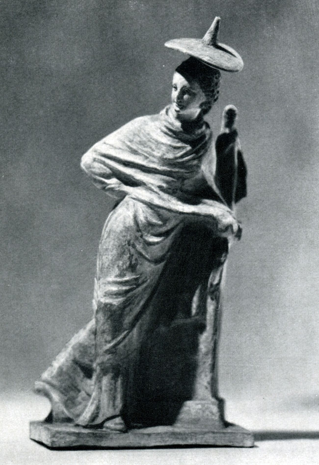 Стоящая женщина в петасе, с фигуркой Афродиты